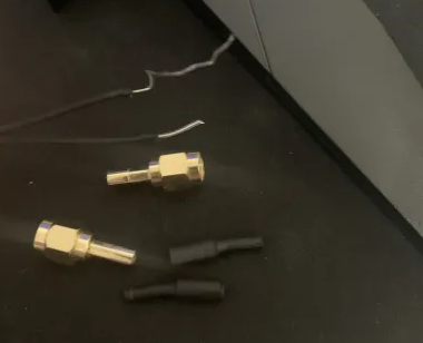 hei_mong's tweet photo. I was wondering why my internet was dying and uh whoops there goes my wifi antenna https://t.co/wEkD8Gu5lq