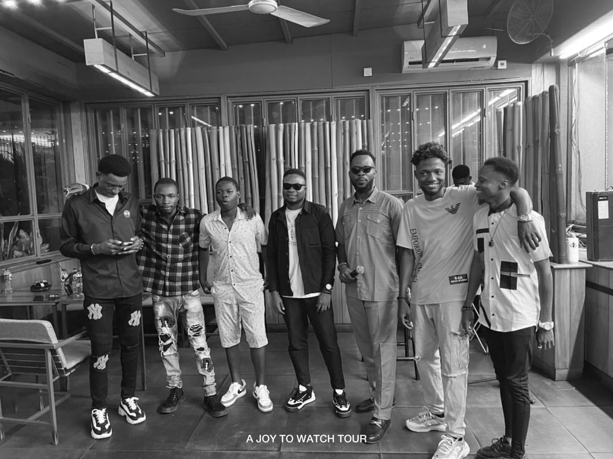Derivingjoydigi's tweet photo. It was a long year! #AJoyToWatchTour https://t.co/0trUUgE6lc
