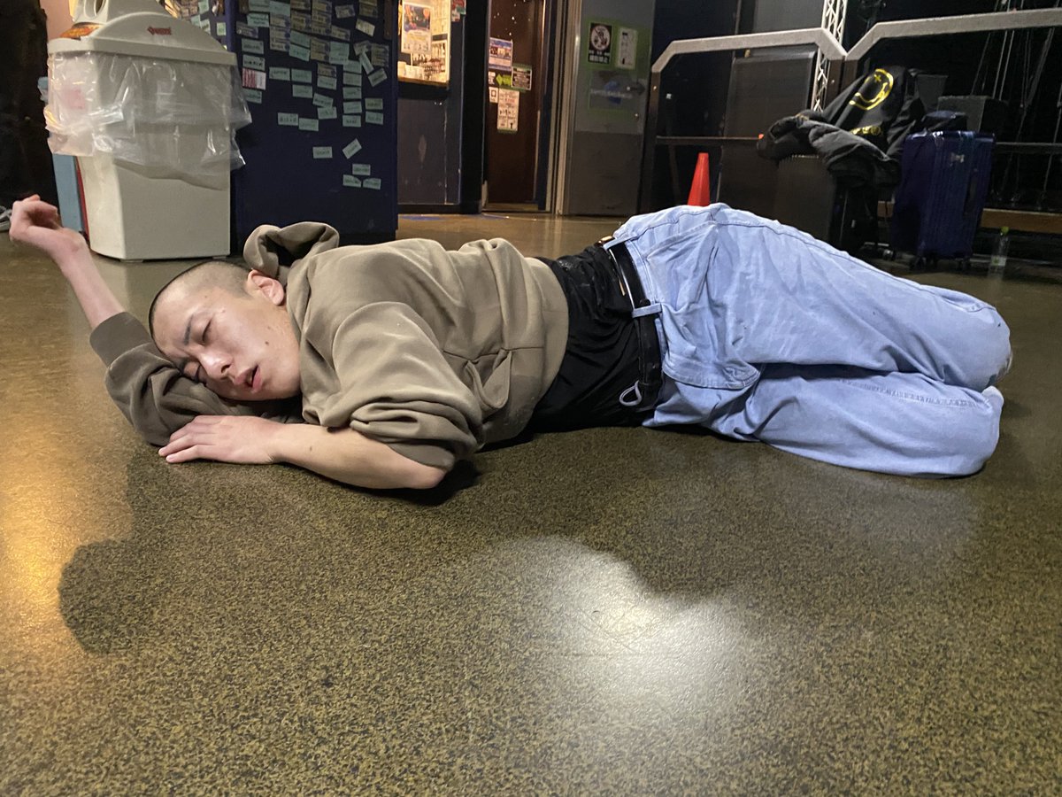 hibito_vo's tweet image. 今日はありがとうございました
サガットステージまでいけました
次はバルログステージでお会いしましょう

#OrganicCall 
#theCheserasera
#Varrentia
#灯人
#ケセラ
#オガコ