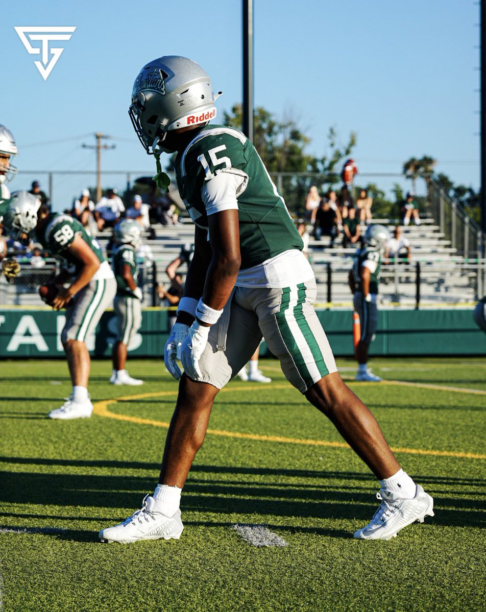 Jaden Jefferson (@jadenjefferson_) on Twitter photo Sophomore Season Highlights!!
Jaden Jefferson ATH (DB/WR/RB) 
 Hudl Link: hudl.com/v/2MmcEj
<a href="/KTPrepElite/">KT Prep</a> <a href="/CoachDev_KTPrep/">Devin Nonies</a> <a href="/BrandonHuffman/">Brandon Huffman</a> <a href="/dlsfootball17/">De La Salle Football</a> Sophomore Season Highlights!!
Jaden Jefferson ATH (DB/WR/RB) 
 Hudl Link: hudl.com/v/2MmcEj
<a href="/KTPrepElite/">KT Prep</a> <a href="/CoachDev_KTPrep/">Devin Nonies</a> <a href="/BrandonHuffman/">Brandon Huffman</a> <a href="/dlsfootball17/">De La Salle Football</a>