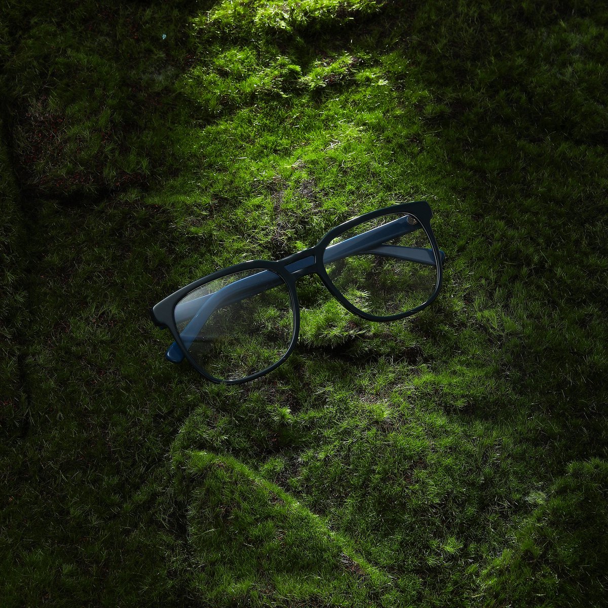 StiloOptical's tweet photo. S233SH0478
Product design and fitting are also two important features of the E³ collection. This collection uses not only the right material but also the right appearance.
#ECube #stilooptical #stiloeyewear #spectacles #glassesframes #eyeglasses #eyewear #eyeglassesframes https://t.co/9TMzOoykC5