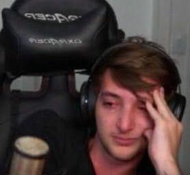 "Você prometeu!"
"Eu não queria que isso acontecesse"
"Me desculpa!"

"Você é o amor da minha vida eu nunca ia deixar você morrer"
#AssimilacaoRPG