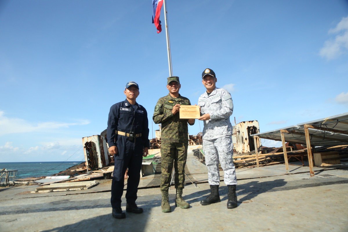 LOOK: Armed Forces of the Philippines Chief General Romeo Brawner Jr at the BRP Sierra Madre in Second Thomas Shoal on Dec 10. Brawner says he was aboard one of the PH resupply ships that China vessels water cannoned, rammed en route to the shoal. @straits_times 📷 @TeamAFP