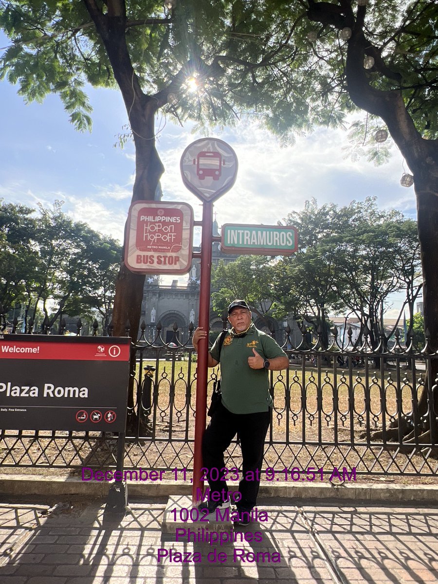 Plazade Roma, also knownPlaza Roma, : one of 3 major public squaresin Intramuros, Manila. It's bounded byAndres Soriano Avenue to north, Cabildo Street tothe east,SantoTomasStreet to south, &amp; Gen. Antonio Luna Street tothe west.The plaza is considered tobe th center of Intramuros