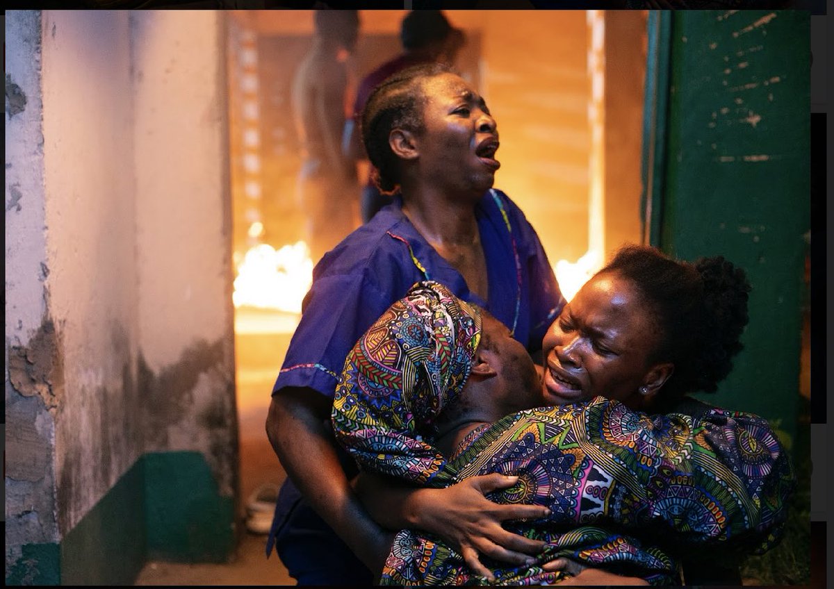 calabar_chic's tweet photo. Saving lives in Oro lede'..has to be one of the toughest jobs out here fr.!!. #AMSlumKing

📸 @camrollpictures https://t.co/dZZ5Tx7FOi