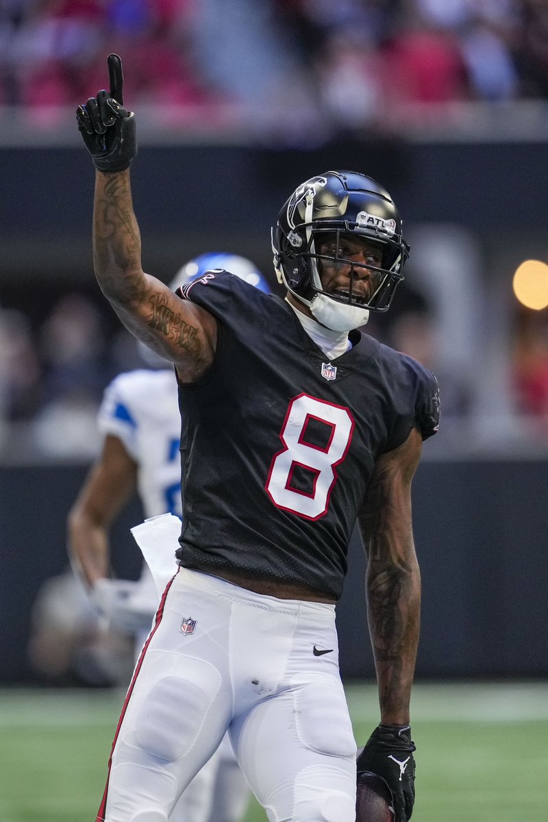 NotADocBets's tweet image. Kyle pitts o2.5 rec ✅

#DocsLocks #NFL   #receptions #BettingTwitter #BettingX #sportsbets