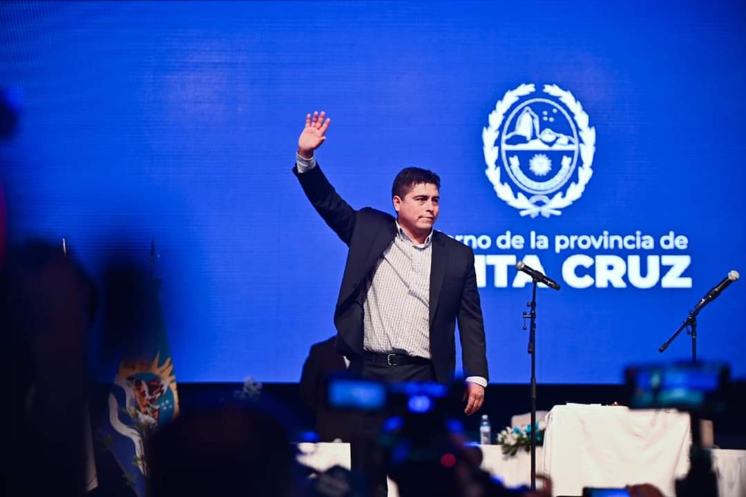 Daniel Gardonio (@danielgardonio) on Twitter photo ¡Felicitaciones <a href="/claudiovidalser/">ClaudioVidal</a> nuevo Gobernador de Santa Cruz. Todos los éxitos en la gestión 🇦🇷!
Asumo mi compromiso de trabajar fuertemente desde el lugar que me toca para el renacimiento de nuestra provincia, con oportunidades y bienestar para todos sus habitantes. ¡Felicitaciones <a href="/claudiovidalser/">ClaudioVidal</a> nuevo Gobernador de Santa Cruz. Todos los éxitos en la gestión 🇦🇷!
Asumo mi compromiso de trabajar fuertemente desde el lugar que me toca para el renacimiento de nuestra provincia, con oportunidades y bienestar para todos sus habitantes.