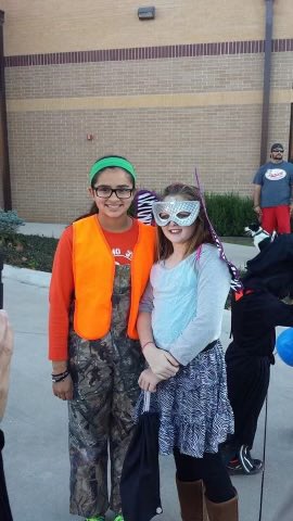 Idk when the camo came in style for non-hunters but lemme tell y’all I been rockin’ it