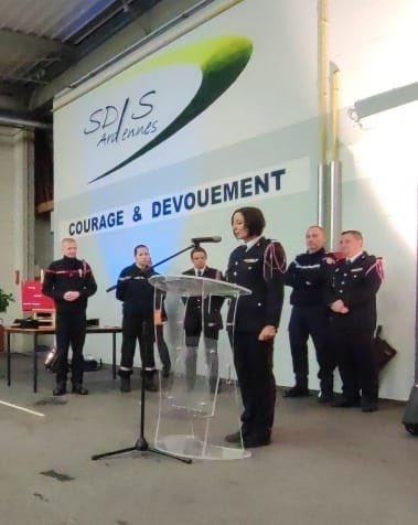 UDSP des Ardennes (@udsp08) on Twitter photo Belles cérémonies ce week-end, l’<a href="/udsp08/">UDSP des Ardennes</a> présente sur les terres du :
-1️⃣ Vice-président au #cis Raucourt;
-2️⃣ Vice-président au #cis <a href="/VILLEdeRETHEL/">Ville de RETHEL</a>
Et au #cis Machault terre d’accueil de notre dernier congrès .
Bravo aux récipiendaires 🏅👏
<a href="/sdis08/">SDIS des Ardennes</a> <a href="/PompiersFR/">Pompiers de France</a> <a href="/ursp_giracal/">GIRACAL</a> Belles cérémonies ce week-end, l’<a href="/udsp08/">UDSP des Ardennes</a> présente sur les terres du :
-1️⃣ Vice-président au #cis Raucourt;
-2️⃣ Vice-président au #cis <a href="/VILLEdeRETHEL/">Ville de RETHEL</a>
Et au #cis Machault terre d’accueil de notre dernier congrès .
Bravo aux récipiendaires 🏅👏
<a href="/sdis08/">SDIS des Ardennes</a> <a href="/PompiersFR/">Pompiers de France</a> <a href="/ursp_giracal/">GIRACAL</a>