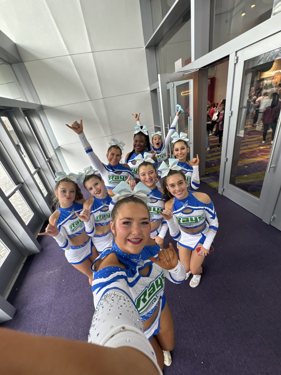 Sugar Rays are just getting started! #choochoo #lionmode