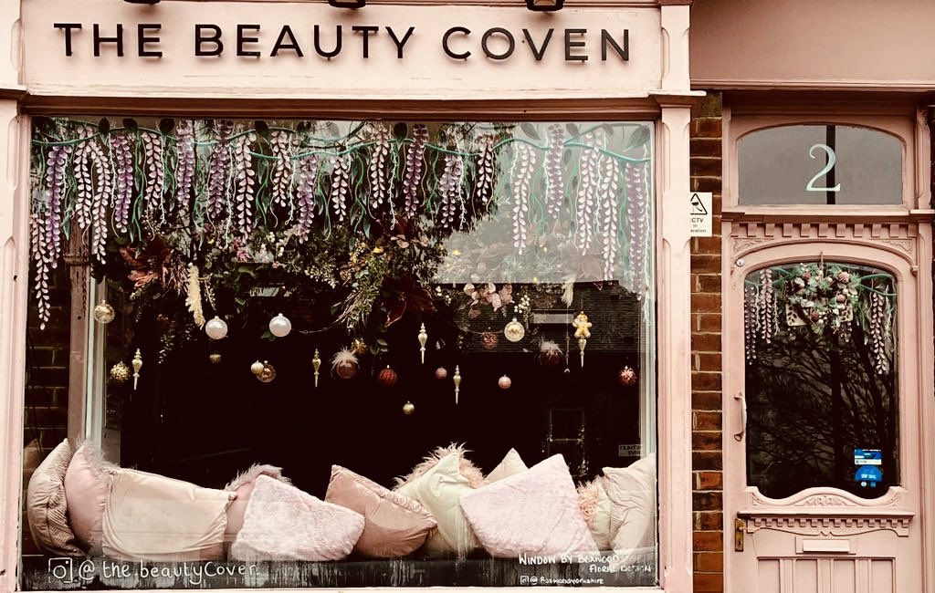 A beauty from The Beauty Coven - see what we did there - for Day 10 of our Christmas Living Advent Calendar #chapelallerton #community #christmas