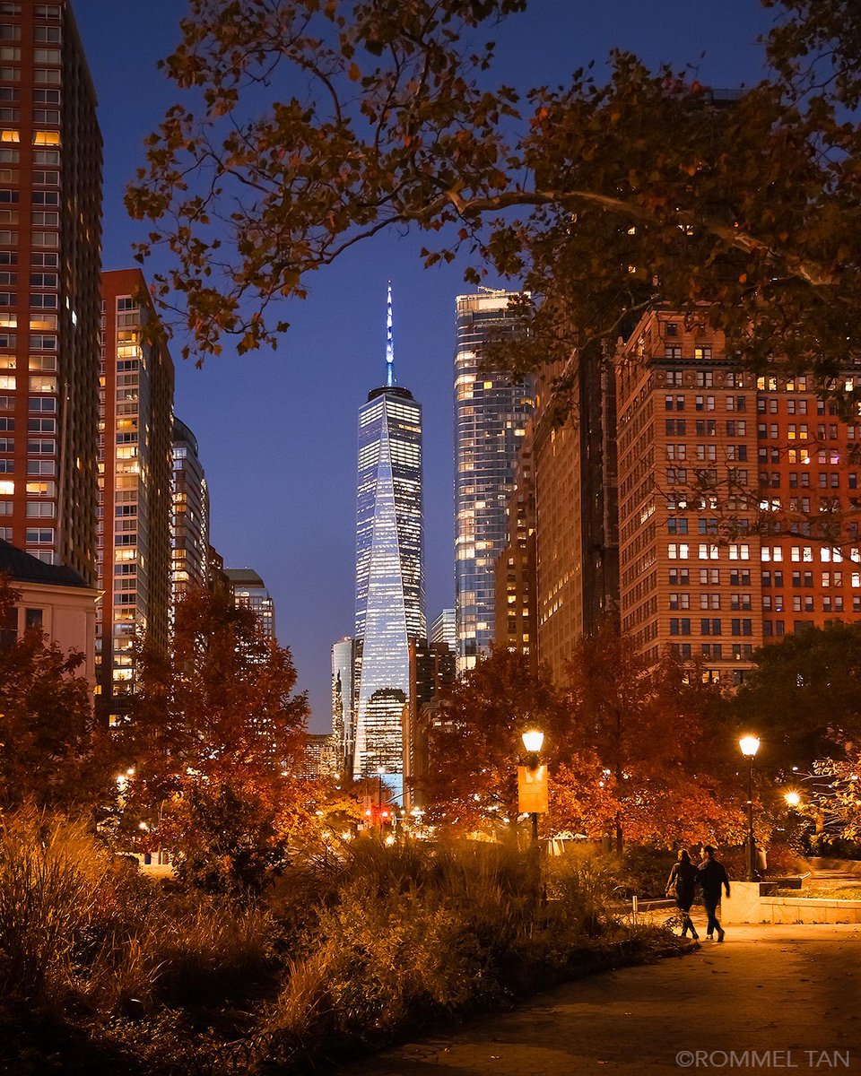 Reaching new heights and chasing city lights. 🌇 #CityAdventures 📸 IG @rtanphoto