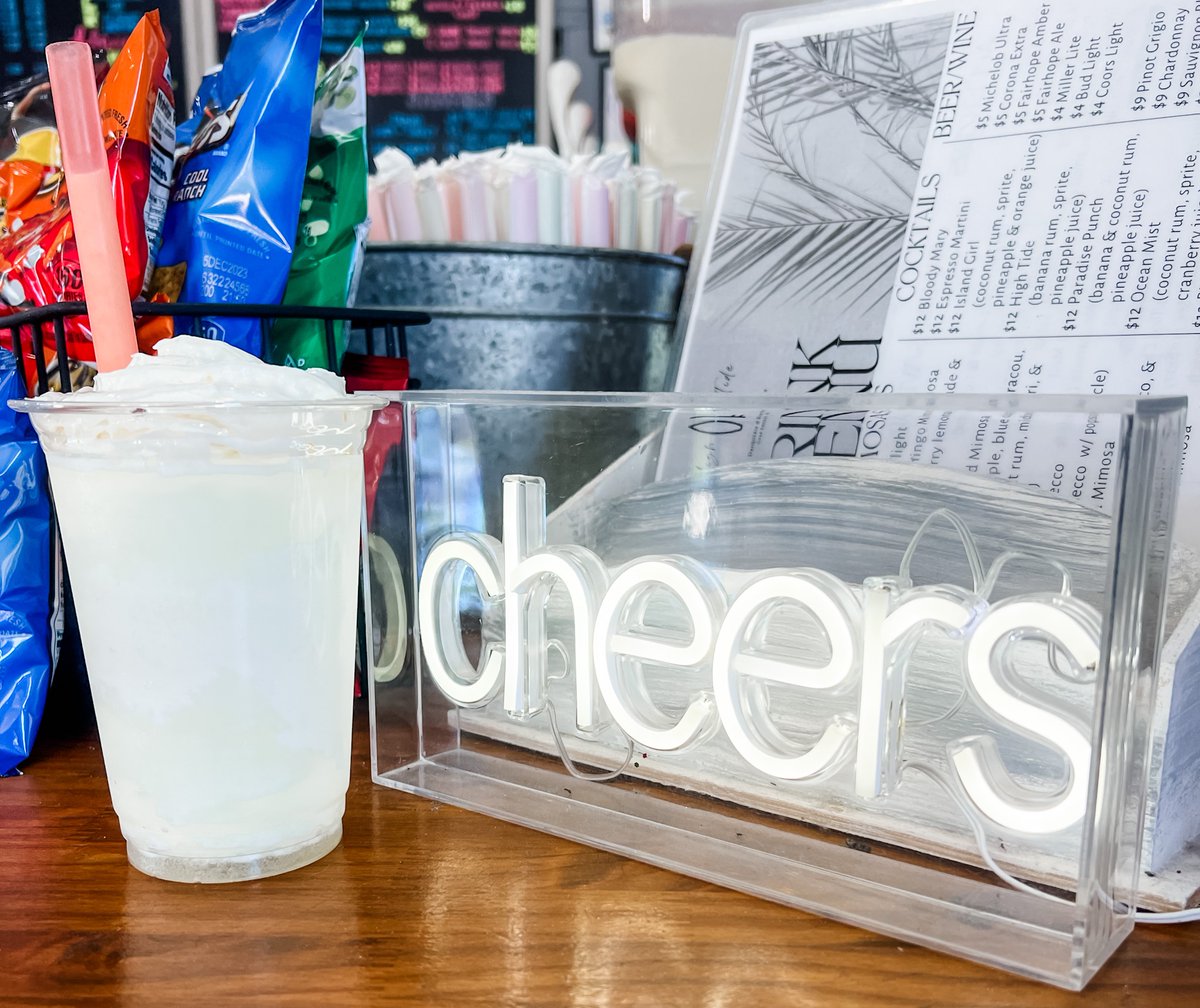 High Tide Daiquiris and Mimosas was one of the most spectacular places we visited on our recent trip to <a href="/VisitALBeaches/">Visit Alabama Beaches</a> ! 

#VisitALBeaches #ALBeachBlogger #alabamatravel #alabamabeaches #hightidedaiquris #mimosas #duckboats #grilledcheese #drinklocal #drinks #eatlocal