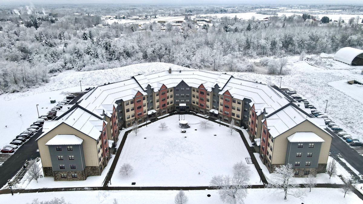 SUNY Canton Notification: The National Weather Service has issued a north country winter weather advisory.  Snow, rain, and wind may impact Monday morning travel. Please check canton.edu email for more information.