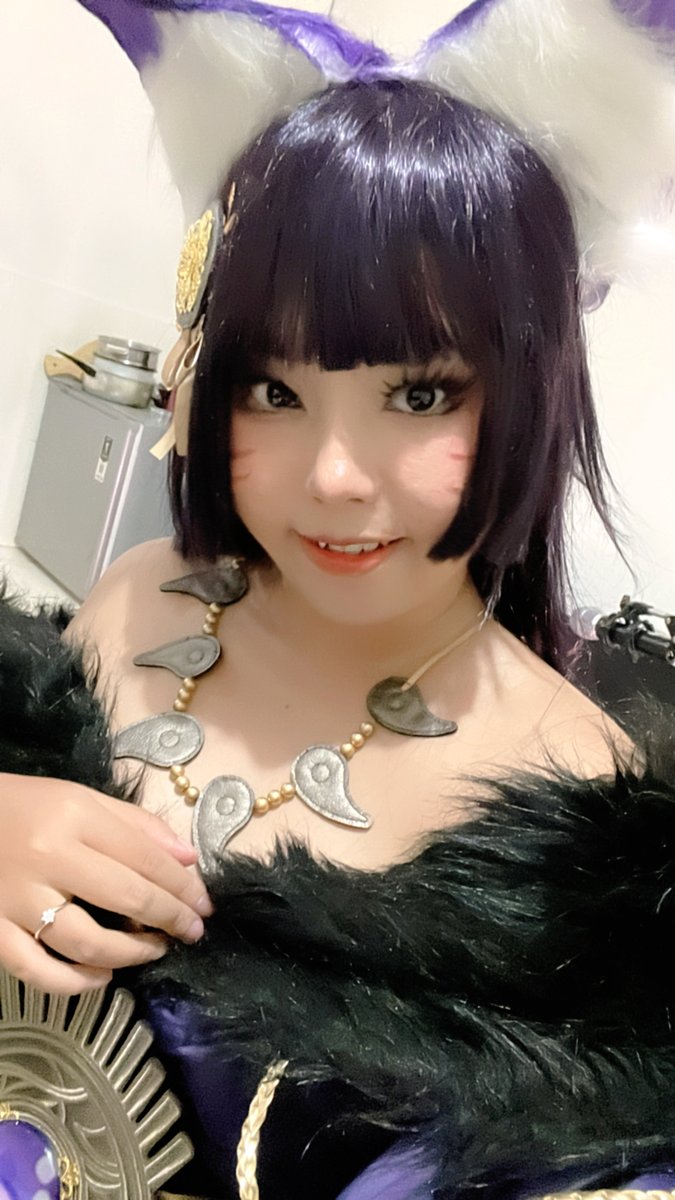 caa_zhu's tweet photo. Best UR shipfu!
I think this will be my first and last time cosplaying Musashi. Put on her costume took longer than my make up time 😅

#アズールレーンcosplay #碧蓝航线コスプレ #碧蓝航线cos #AzurLane #碧蓝航线 #碧蓝航线cosplay #musashi #AzurLane #cosplayer https://t.co/uqL1jdC8E3