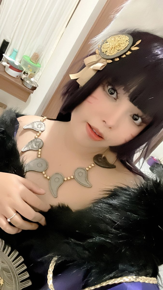 caa_zhu's tweet photo. Best UR shipfu!
I think this will be my first and last time cosplaying Musashi. Put on her costume took longer than my make up time 😅

#アズールレーンcosplay #碧蓝航线コスプレ #碧蓝航线cos #AzurLane #碧蓝航线 #碧蓝航线cosplay #musashi #AzurLane #cosplayer https://t.co/uqL1jdC8E3