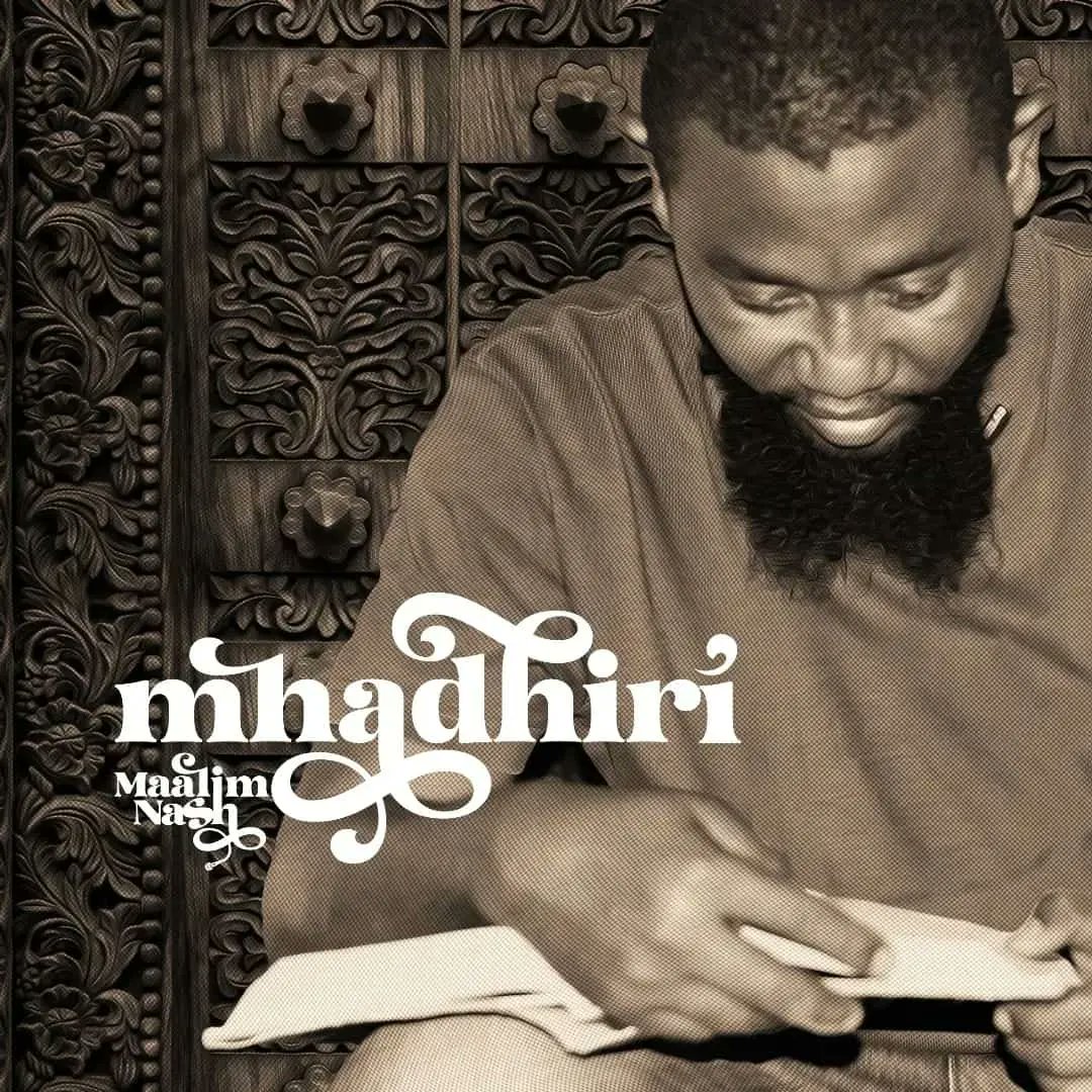 Nashemcee's tweet image. Alhamdulillah.
Album yangu ya mwisho kutoka ilikuwa mwaka jana mwezi kama huu na sasa ni imetimiza mwaka mmoja, Mhadhiri ni Album iliyosheheni kila aina ya  ladha.Bado inapatikana kwa njia ya, Email, Telegram nk.
Bei ni Elfu 25 tu.
Kama unataka kuinunua text WhatsApp 0769522346