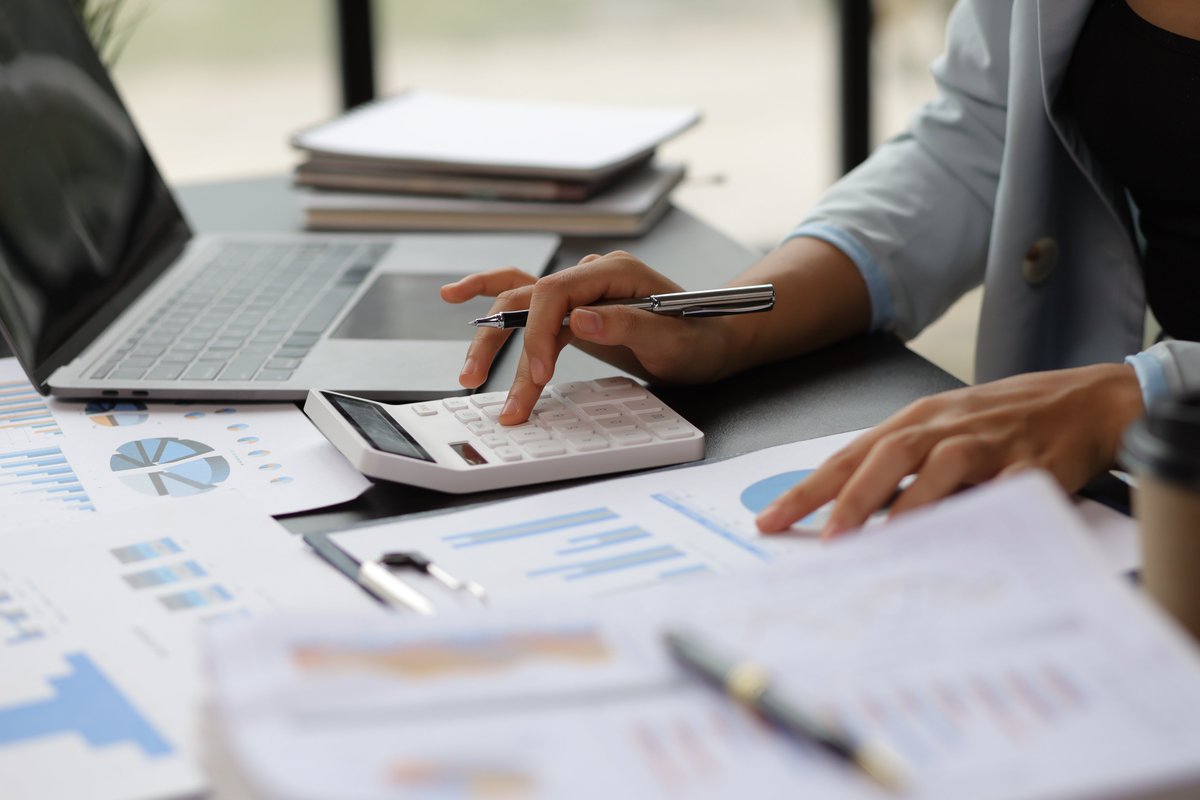 Professional exam preparation courses for FCA-recognised international qualifications in #accounting, #investmentmanagement and #financialplanning: #ACCA, #CIMA, #IAB, #IMC, #CFA and #IAD.
Learn more: courses.lsfl.org.uk/professional-e…
Next term start date: 20 January
#CPD #Finance #TaxLaw