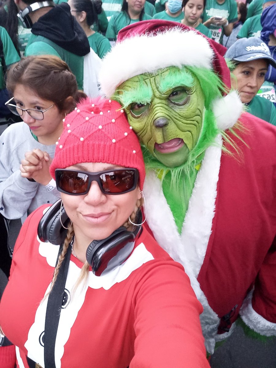 Maria_Alonso_R's tweet photo. #Carrera con Causa contra la Prediabetes y la Obesidad Infantil.3k,5k,10k.
Aquí se corrió gracias a Dios ✨️🏃🏼♀️🙏🏻#runner #corredor #entrerunner #deportista #runningmexico #sportsmotivation #correr #km #CorreConEmoción #diabetesinfantil #prediabetes #obesidad #obesidadinfantil https://t.co/2rVX0IqHmS