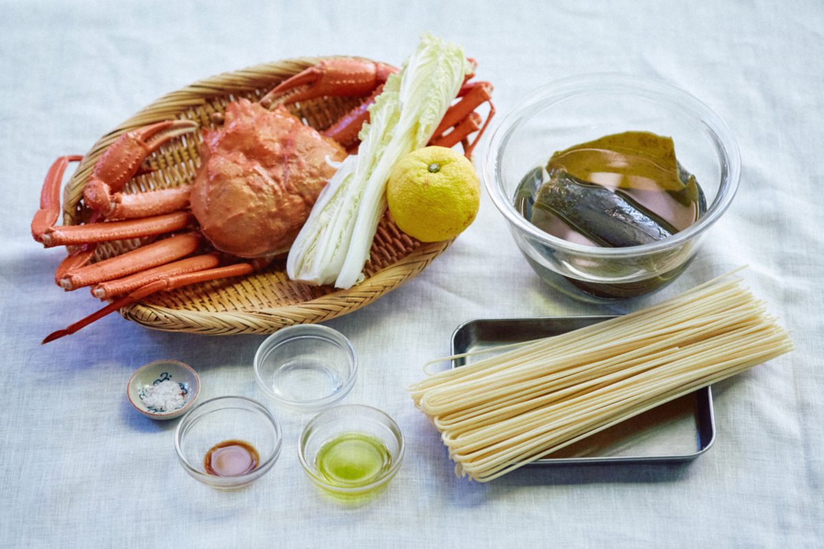 uminorecipe's tweet photo. ＼ベニズワイガニの和製スパゲッティー！／
無性にカニが食べたくなる季節。ポン酢でそのまま食べるだけでもおいしいけれど、カニの殻で出汁を引く、味染み染みパスタのレシピもお試しくださいね！🦀
https://t.co/1M4EGkK4Lw
#日本財団 #海と日本 #海のレシピ
写真：高村瑞穂 https://t.co/AHIocrzCGU