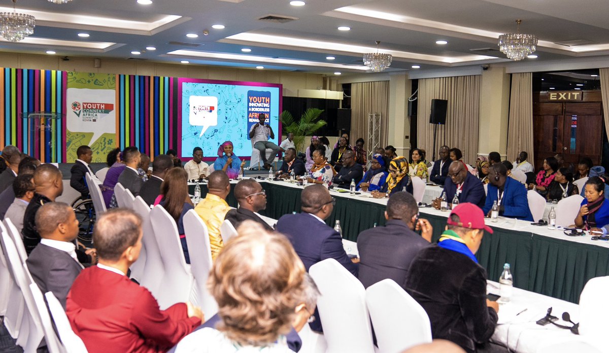 Great to join Minister @jnabdallah and CS @AbabuNamwamba alongside African Ministers and leaders of delegations during the #YouthConnekt Steering Committee meeting to review previous summits and re-strategize towards the next 5 years.