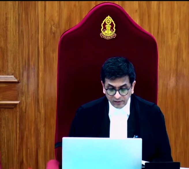 ndtv's tweet image. 🔴 #BreakingNews | Supreme Court Upholds Validity of Constitutional Order Abrogating #Article370