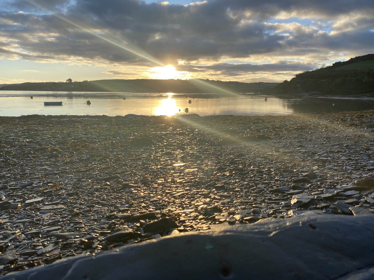 Sunrise from one of the lovely little coves that you can find along the trial.  

#cameltrail #cornwall #bikehire #cyclehire #wadebridge #padstow #sunrise #wintersun #privatebeach #cornish #seascape