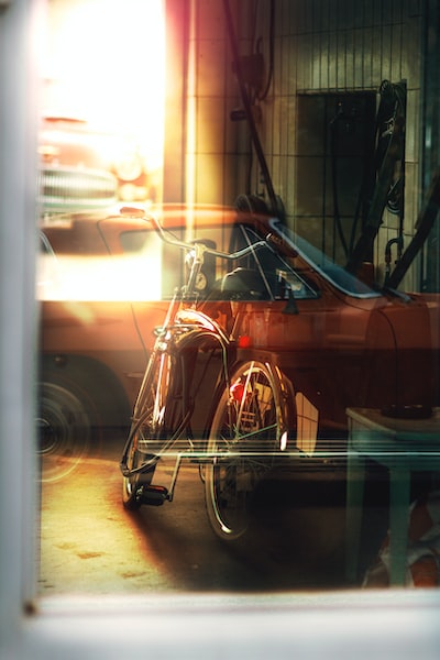 LYBObiz's tweet photo. Tim Zänkert ©️ Unsplash #photography #vintage #overexposure #photography #auto https://t.co/frkN7ksKq5