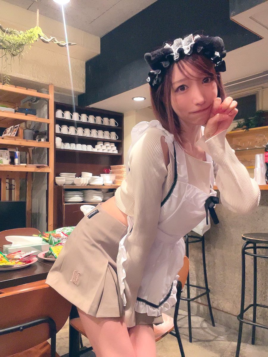 少し早めの
バースデーイベントを
開催させていただきました涙
今回は少人数での、まったりイベント。

きてくれた皆様
本当にありがとうございました涙
楽しかったです
愛のこもったプレゼントも
大切にします涙

感謝の気持ちは
インスタに長々と書いてるので
ぜひみてね
https://t.co/ACDPPTo9GD https://t.co/1hfmUwQxux