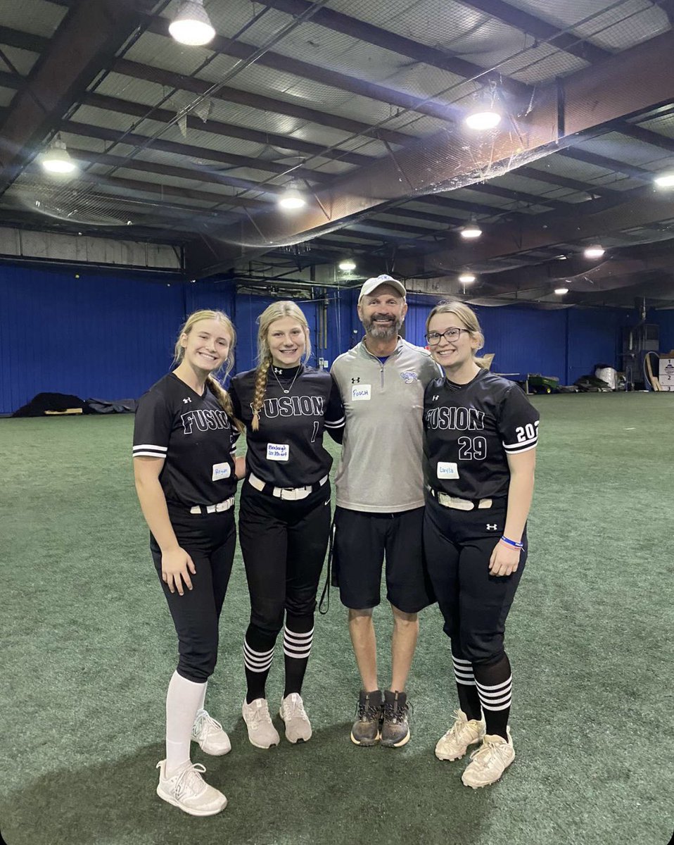 Had a great time <a href="/IndStSoftball/">Indiana State Softball</a> camp today. Thank you <a href="/Coach_pooch/">Mike “Pooch” Perniciaro</a> for putting on a great camp. 
<a href="/JHunt_IFE/">Jennifer Hunt</a> <a href="/shanon_searle11/">Shanon Searle</a> <a href="/FusionSB_16Nat/">Fusion 16u National Unruh/Hunt</a> <a href="/ryandgreenwood/">Ryan Greenwood</a> <a href="/Floyd_Softball/">FloydCentralSoftball🥎</a>