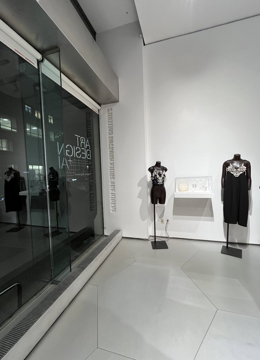 jawstudiony's tweet photo. Opening night of the Art, Design + AI exhibition by @parsonsdesign @TheNewSchool x LG AI Research. 

Featuring JAW STUDIO’s 3D printed fashion and jewelry, created using generative, computational design.  On view until January 5 2024. https://t.co/T1U3mkNryE