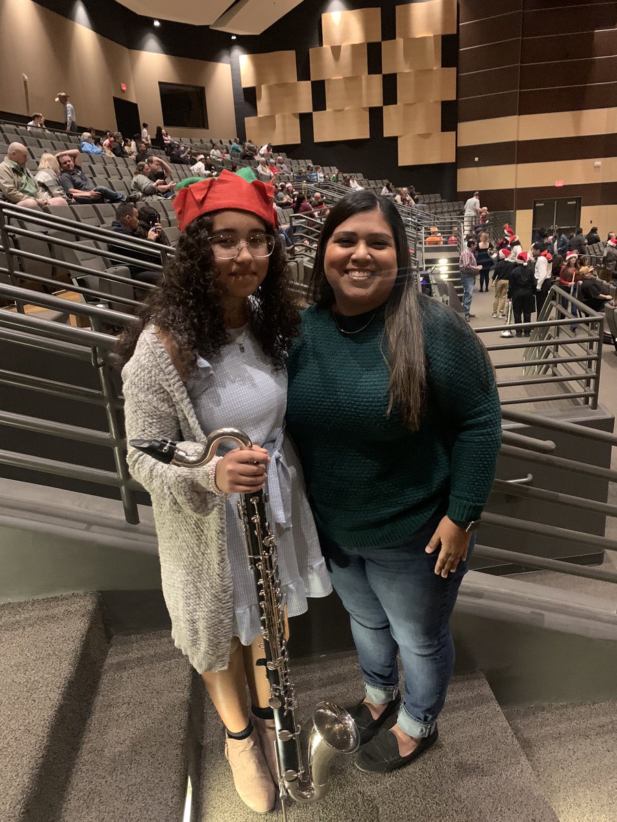 MsFloresUSHist's tweet image. Last post: Band did a great job at their Winter Concert โ๏ธ