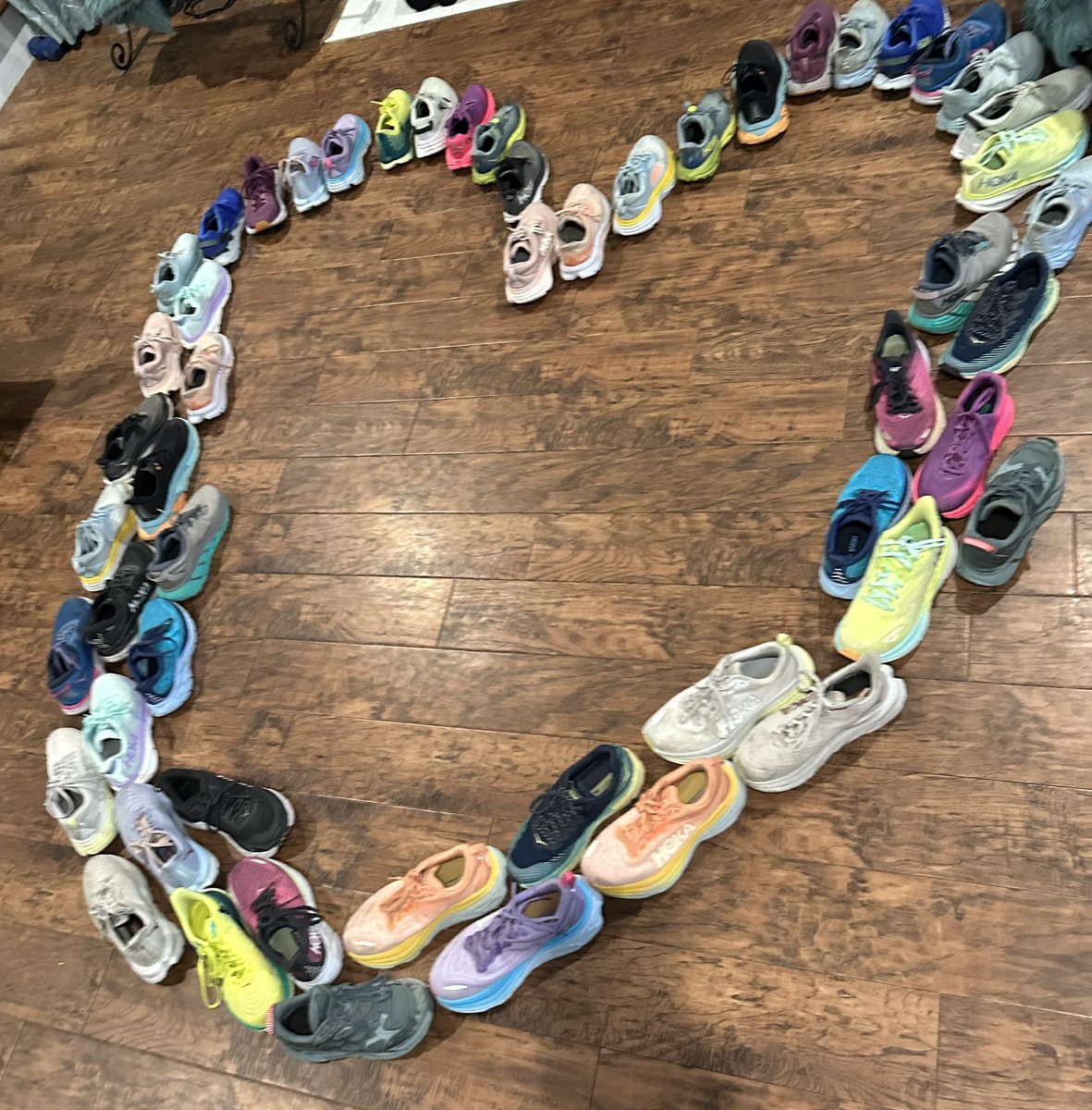 Stephanie tweet media