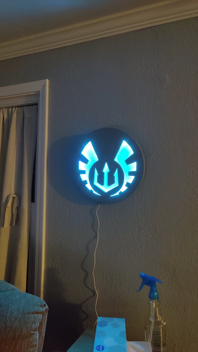 FluffyScribbles's tweet photo. Project is done. https://t.co/axNbbn5K7w