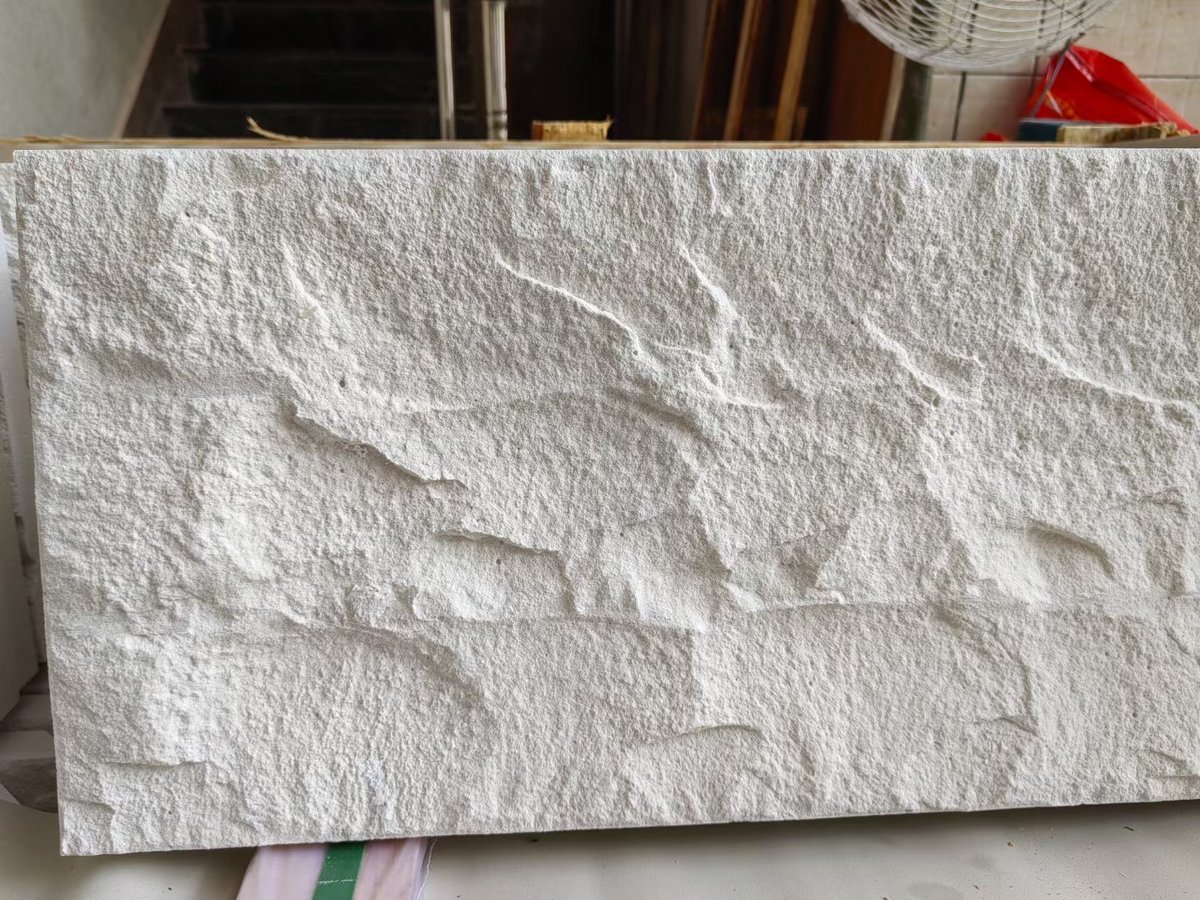 optimustone's tweet image. Inorganic white stone natural surface packing, ready to ship#stone#natural surface#factory#manufacturing