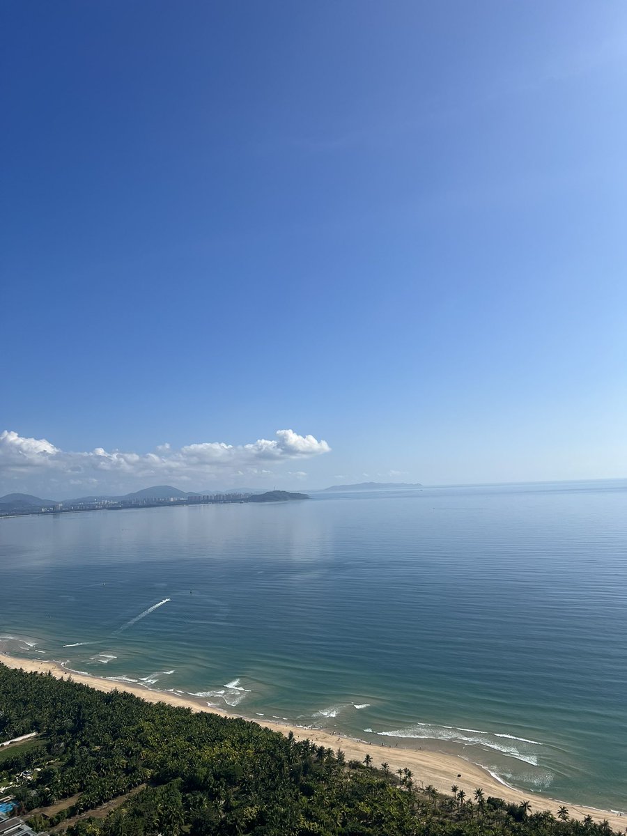 xixi856's tweet photo. 听说成都昨日空气污染指数全球第一，有点不想回家了 https://t.co/EVGjJu7BGC