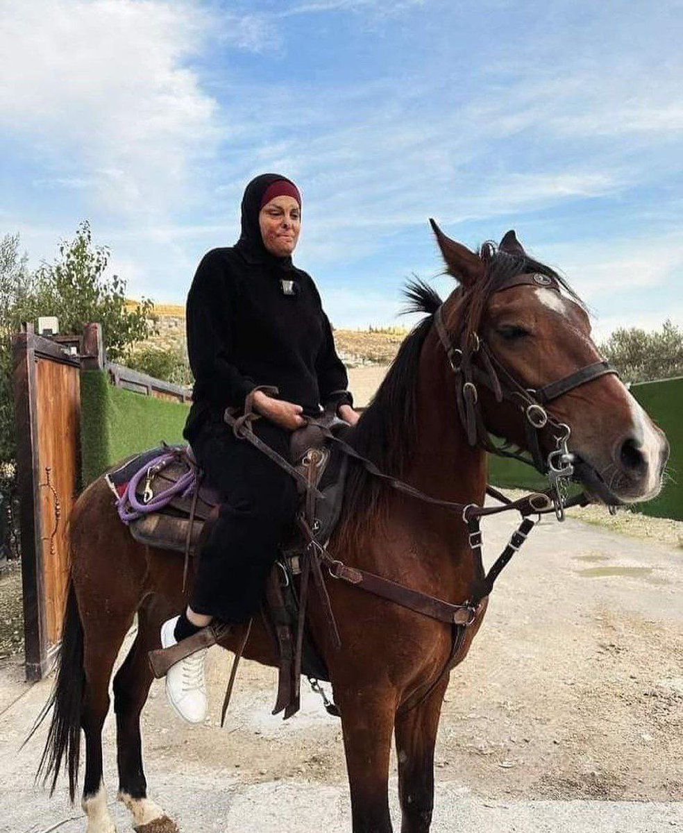 shimmeringolds's tweet photo. The liberated wounded prisoner Israa Ja'abis rides freely after she was liberated as a result of the resistance's prisoner exchange deal on November 25th. https://t.co/iA1aKMdyGJ