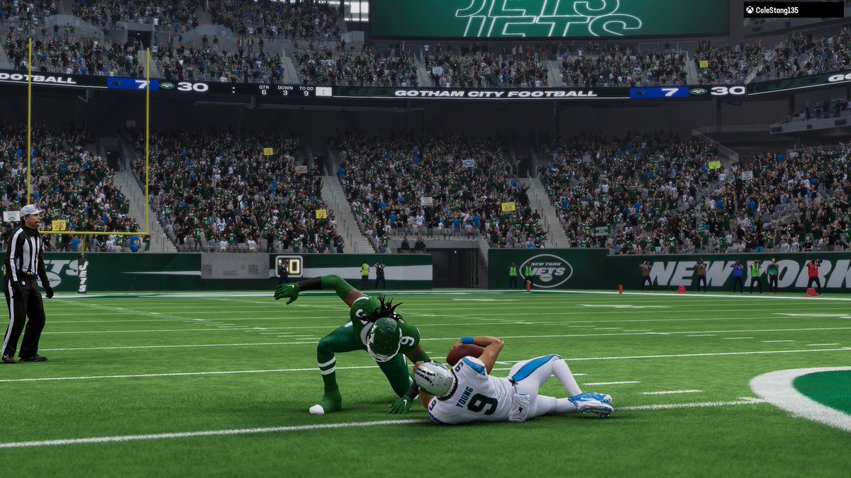XCFL_Guac's tweet photo. WHO DID IT BETTER?!🔥 @XCFLNetwork #cheekyboy #gravesszn https://t.co/DHWvUsr2hp