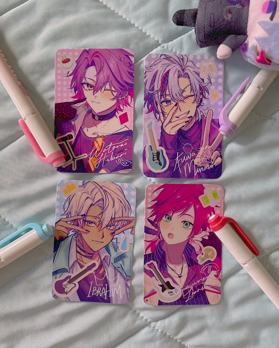 chocorocotan's tweet photo. me and @magu27R0 did a photocard collab of nijidatoka and chronoir !! 🥺🫶 it’ll be available for the upcoming #comicfiesta2023 !!! https://t.co/hCrVCqmnhV