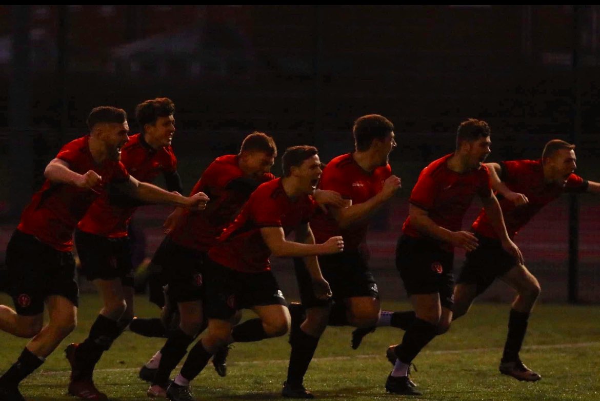 suttonrangers_'s tweet photo. Nothing like a shoot out https://t.co/ECt9oX3eDl