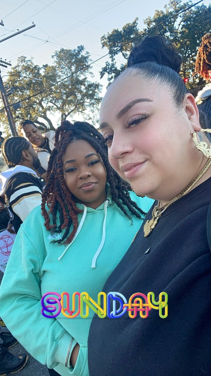 Gezzy504's tweet photo. #secondlinesundays π«ΆπΌ https://t.co/2w2pTuz1sc