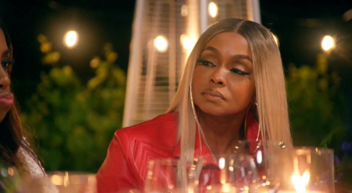 queensofbravo's tweet photo. The way Heavenly threw Phaedra &amp; Jackie under the bus while also exposing what Quad said about Phaedra behind her back was masterful 😭 #Married2Med https://t.co/cfsptsBTvu