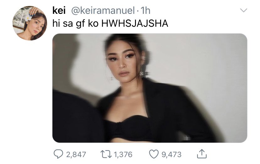 jnksaeri's tweet photo. “could be something”
╰ a #kathdine taglish socmed au ⋅₊˙♡﹗

— wherein kei (k) jokingly claims to be tashi’s (n) ‘gf’ not until the latter notices her. https://t.co/ZqhjtrizHp
