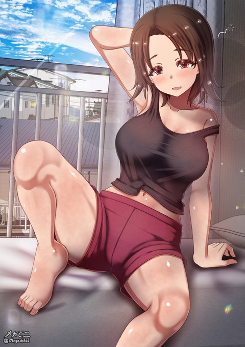 昼寝から目覚めた梓 