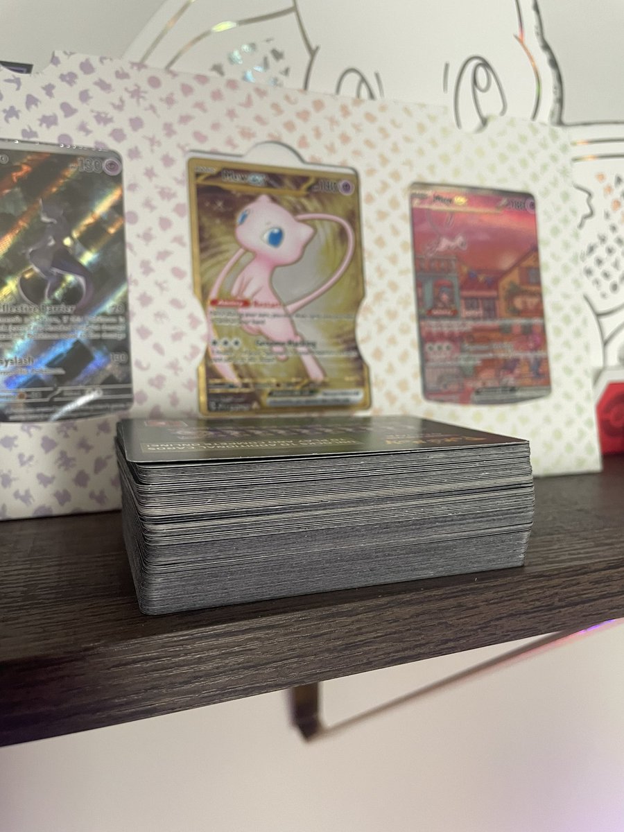 TylerSchlaht's tweet image. Let’s give away some code cards! First 10 people to repost this will get a free random code card. Must also be following me to receive your card 

#Pokemon #PokemonGiveaway #PokemonTCG #PokemonCards #pokemoncodecards #pokemontcgo