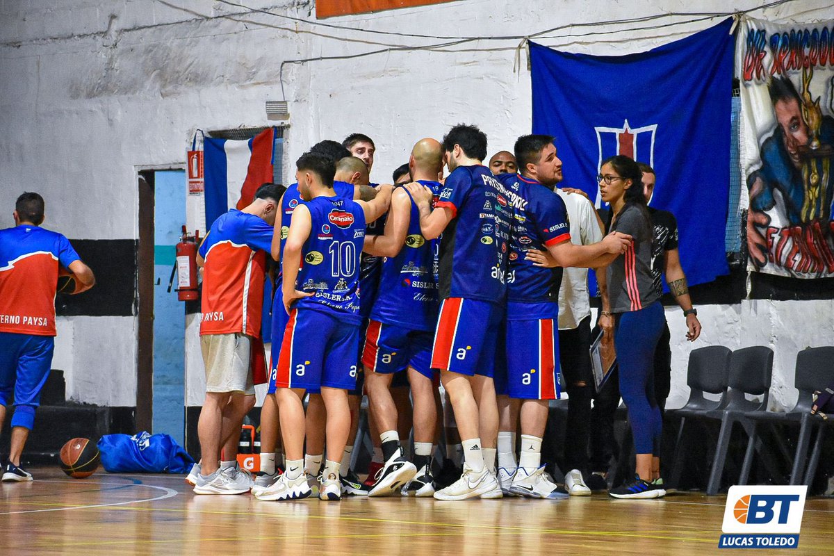 BasquetTotal's tweet photo. #DTAxBT I SIN CHANCE A REACCIÓN

Con un arranque demoledor, Deportivo Paysandú derrotó a Juventud de Las Piedras y aseguró su pase a cuartos de final de la DTA.

📝 @ramos_fede 
📸 @toledolucas004 

👉🏻 https://t.co/Q6Pmf7aPTw https://t.co/4jofoneM37