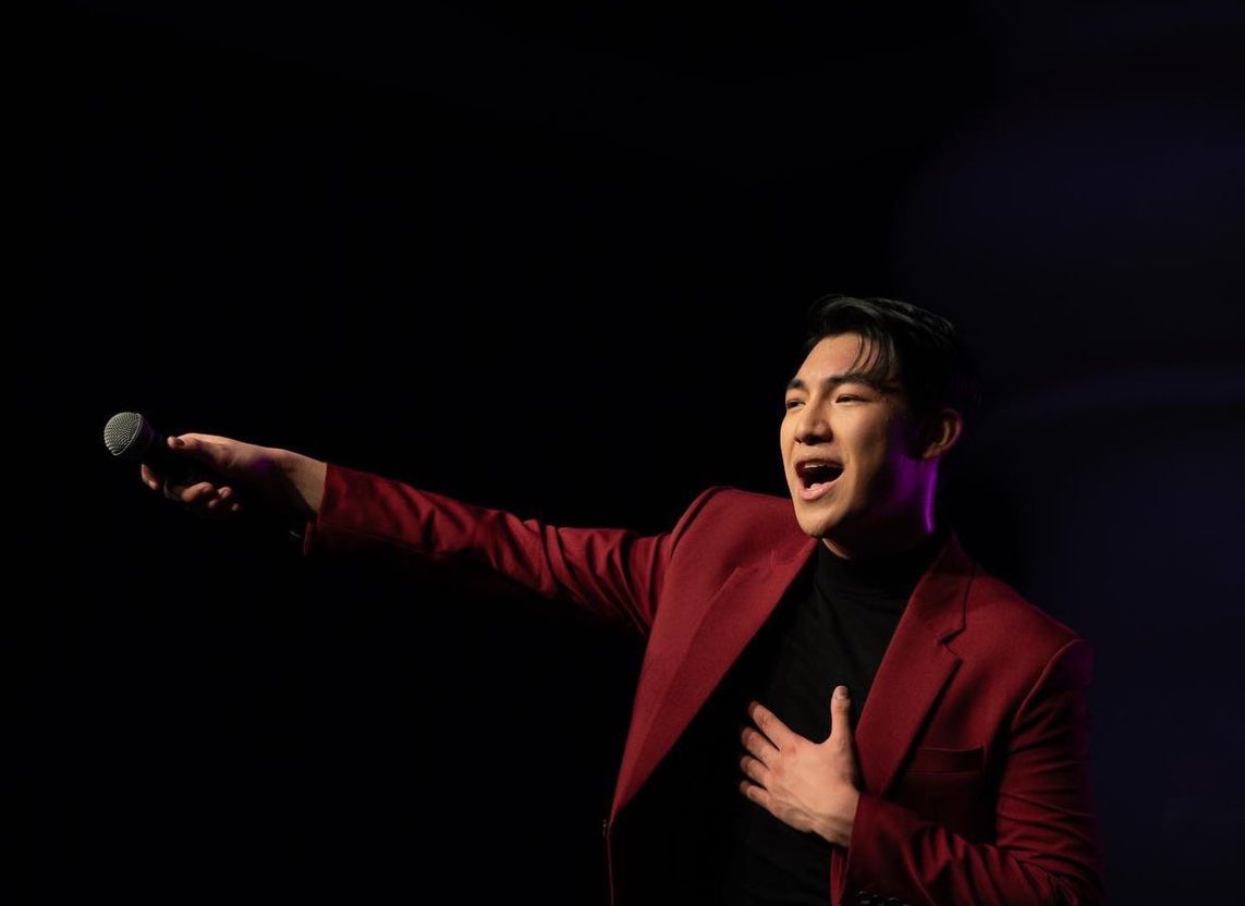 TheDarrenatics2's tweet photo. Seizing the day with sunshine vibes! Don't miss the rhythm – stream and vote for Darren's latest single 'Bibitaw Na' on all music platforms.

📍 𝐒𝐩𝐨𝐭𝐢𝐟𝐲: https://t.co/YmLTZD28bj

📍 𝐘𝐨𝐮𝐓𝐮𝐛𝐞 𝐌𝐕: https://t.co/T8ofxhWoFB

📍 𝐘𝐨𝐮𝐓𝐮𝐛𝐞 𝐋𝐕: https://t.co/xZfPBVK3B4

📍 𝐘𝐨𝐮𝐓𝐮𝐛𝐞 𝐁𝐓𝐒: https://t.co/LGarfncRcN

#DARREN @Espanto2001