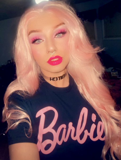 barbie_extra