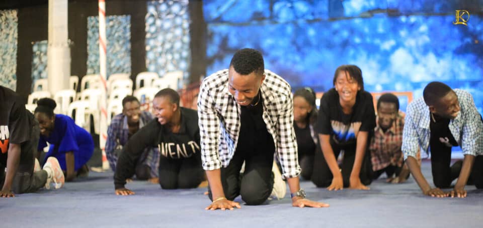 kl_dickson's tweet photo. "The Spirit in you is not young, you can do something to enhance the Kingdom of God". Dr. KL Dickson
CLove Youth service moments
#YouthService
#DrKLDickson
#MissionDiscipleship
#TheGospelOftheKingdom
#YearOfGodsGoodness https://t.co/hBrcq2hURe