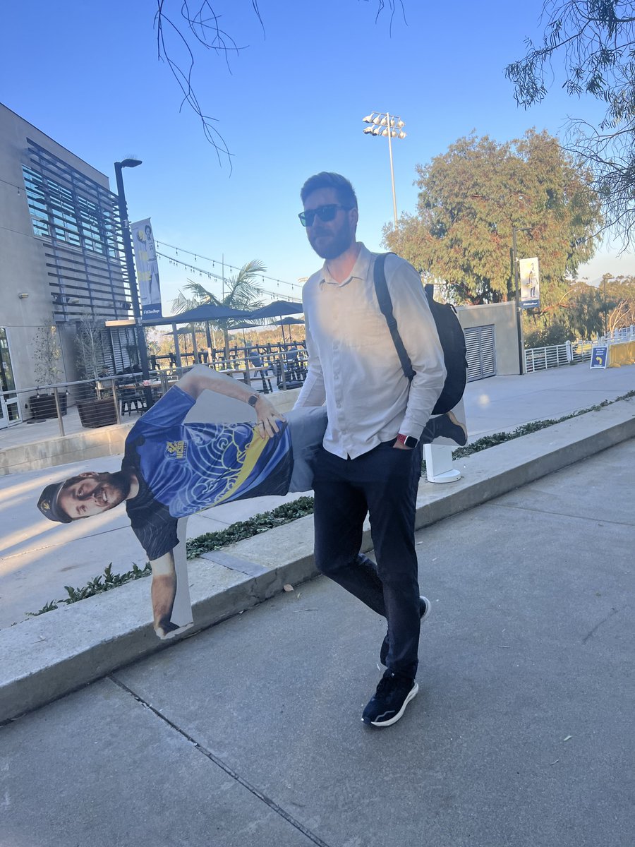 UCEInitiative's tweet photo. That's a wrap on our takeover week🎀

We'll see you all at LAN next month!

Like what you saw? Make sure to follow us over at @UCSDesports 🔱

*pic unrelated* https://t.co/No6SXcGy82